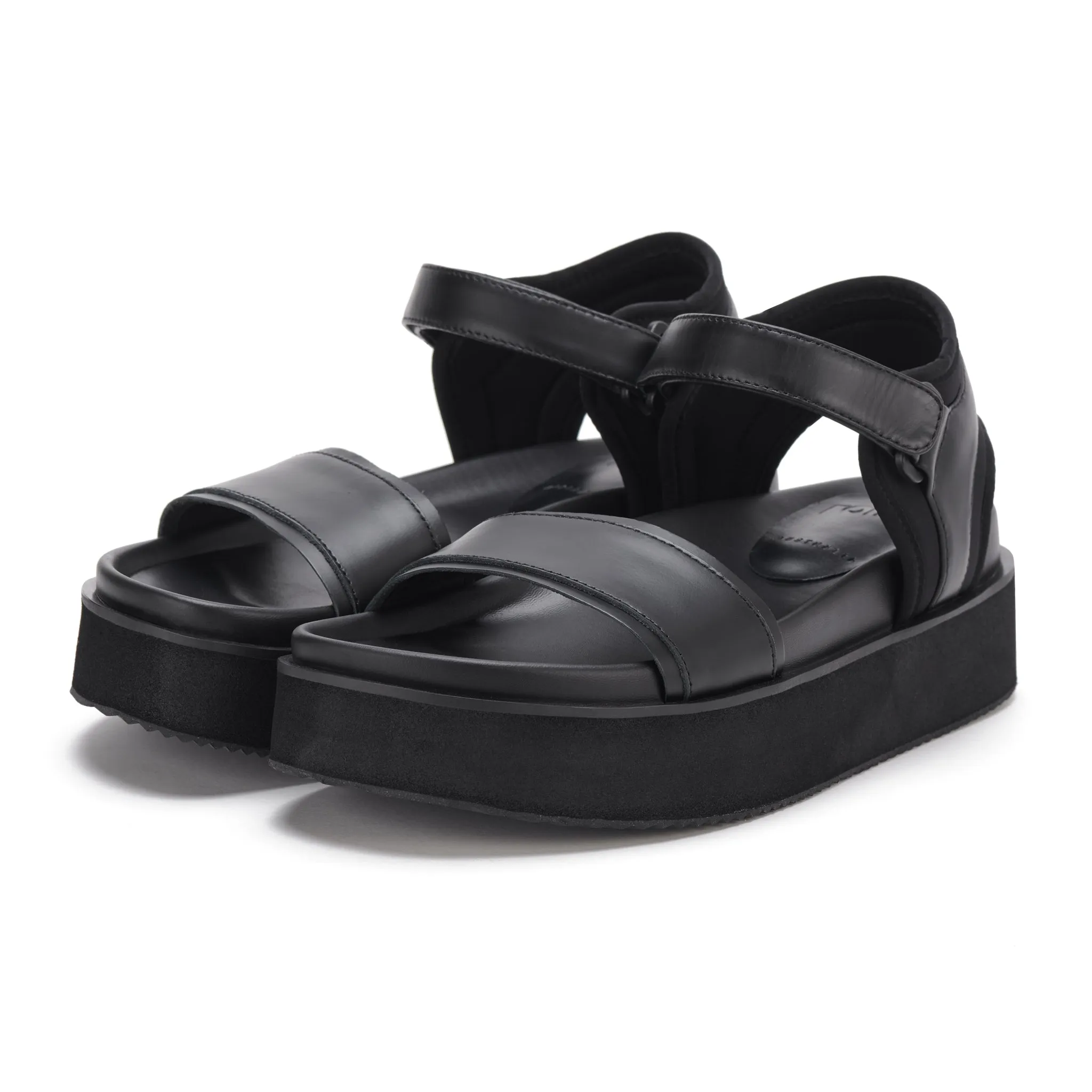 Ace Sandal All Black