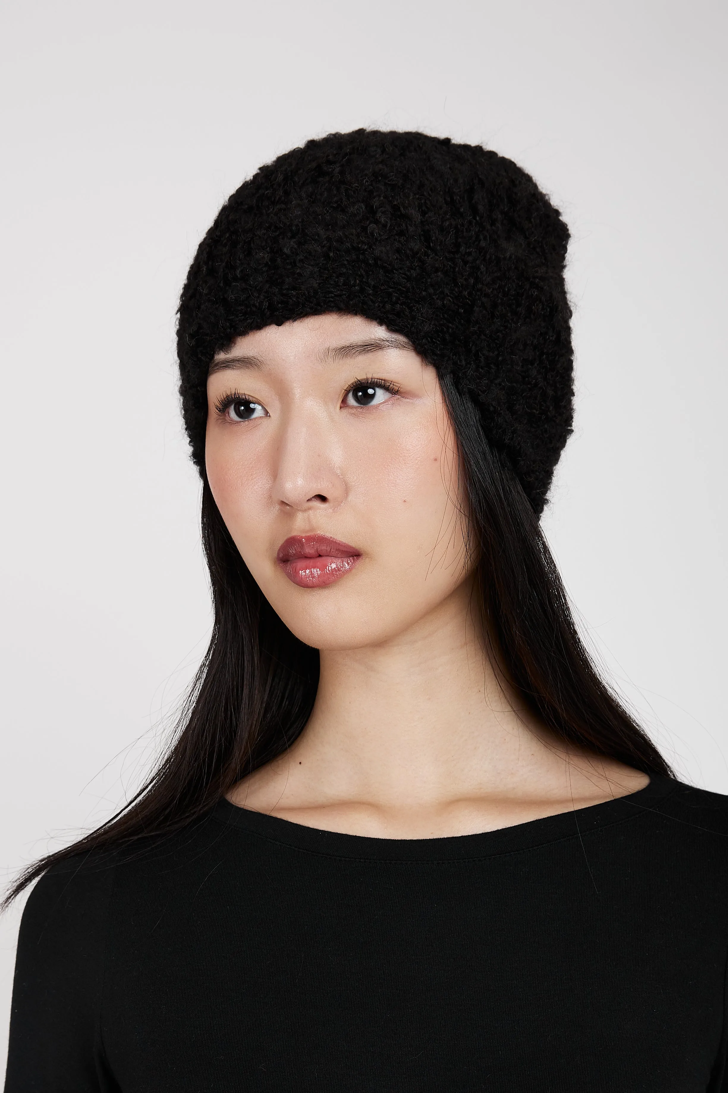 Bouclé Hat in Black