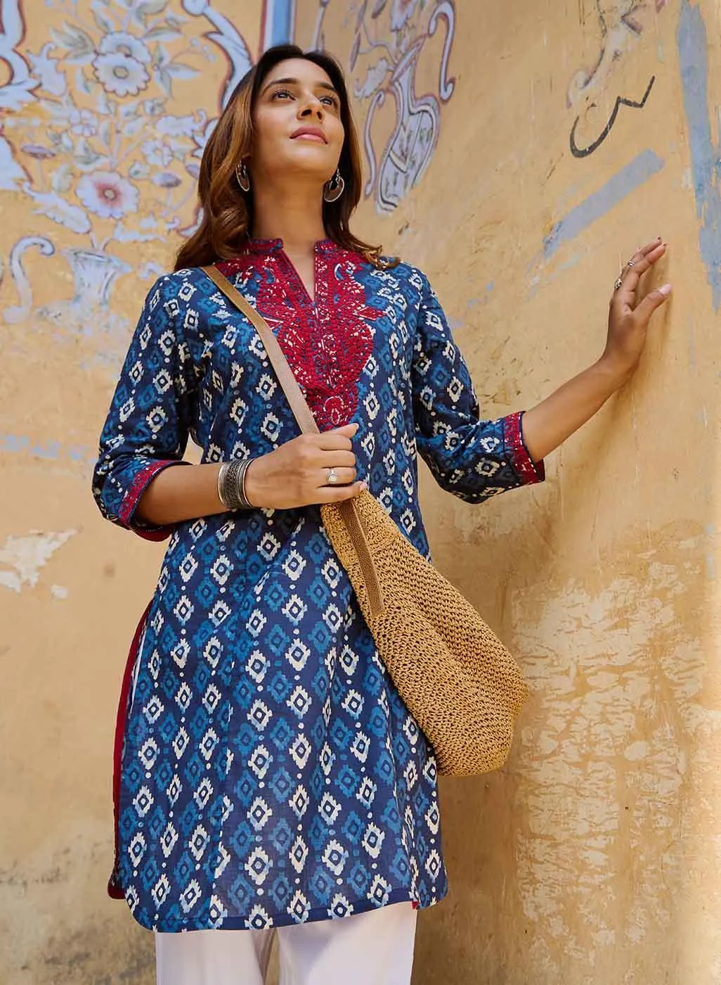 Navy Blue Embroidered Straight Kurta