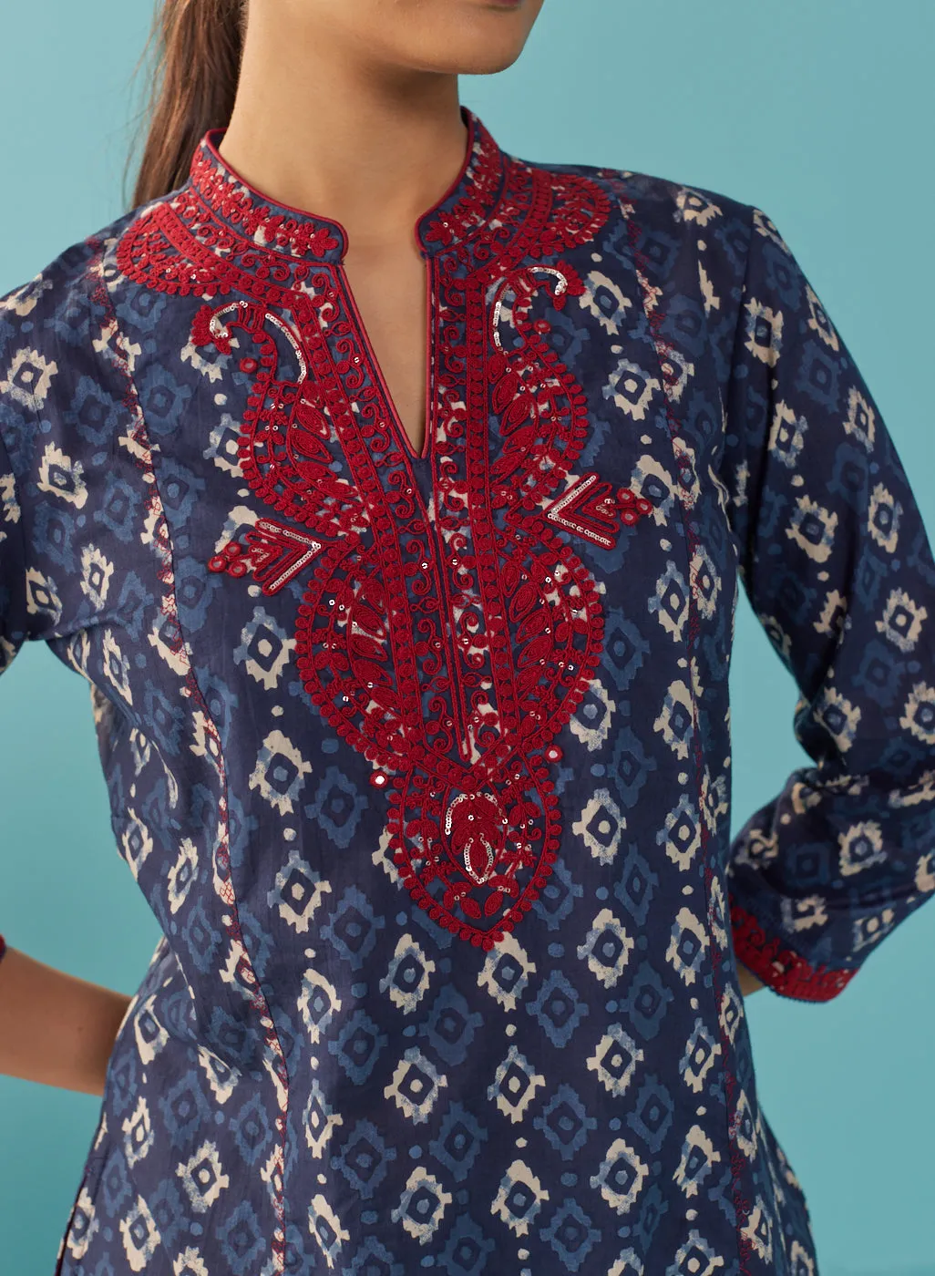 Navy Blue Embroidered Straight Kurta